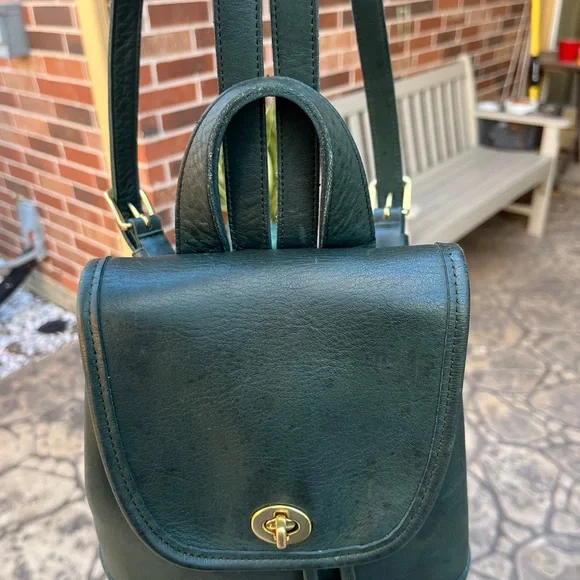 COACH 9960 vintage Elegant Green Leather Daypack - www  display picture 2